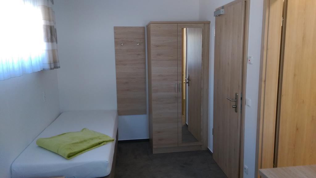 Windsbach Gasthaus Pension Rezatgrund מראה חיצוני תמונה