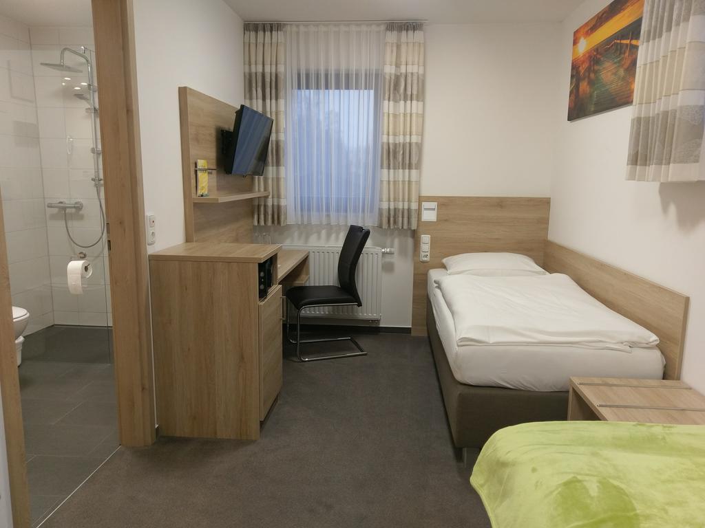 Windsbach Gasthaus Pension Rezatgrund מראה חיצוני תמונה