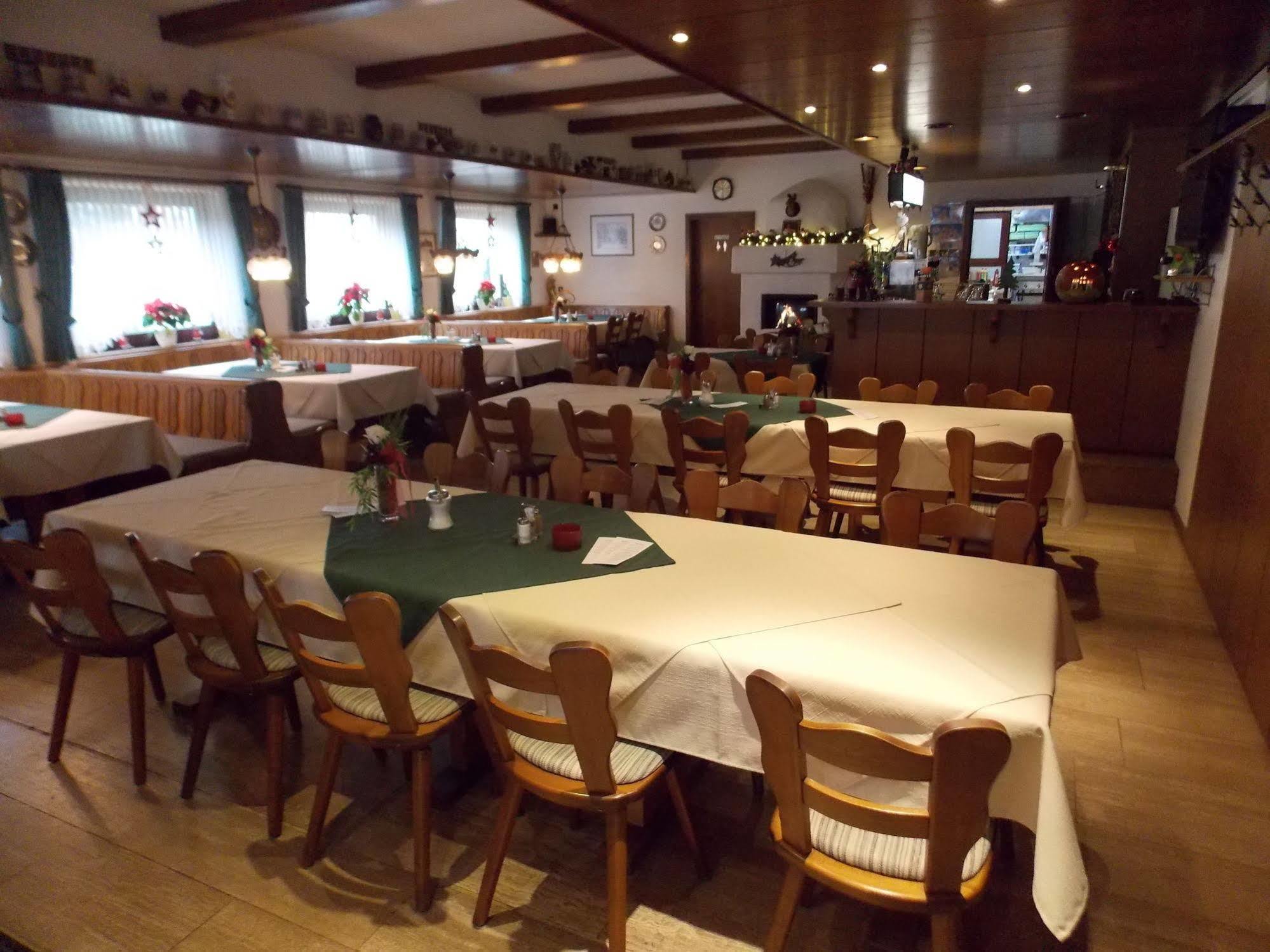 Windsbach Gasthaus Pension Rezatgrund מראה חיצוני תמונה